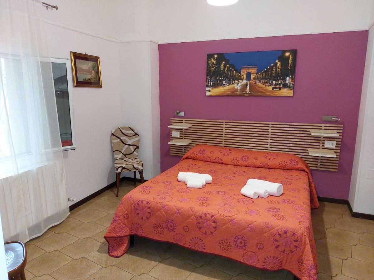 B&B Palazzo Paladini Lecce Esterno foto