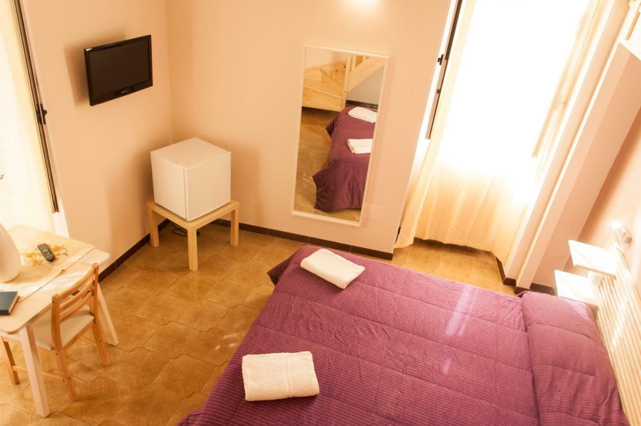 B&B Palazzo Paladini Lecce Esterno foto
